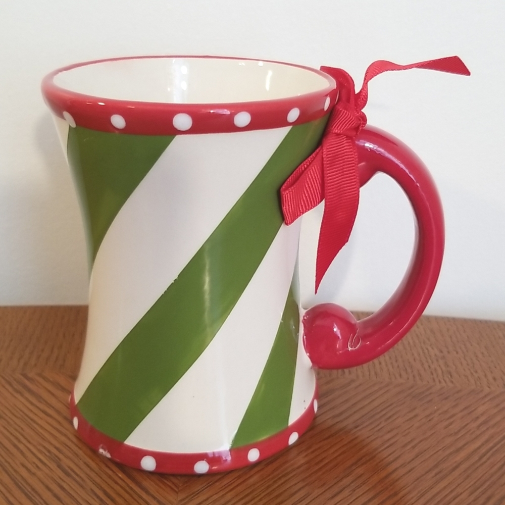 Christmas coffee mug. California pantry. Green & white stripes.